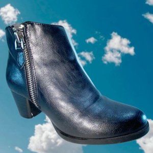 Rialto Chandelier Ankle Zip Leather Booties 8M